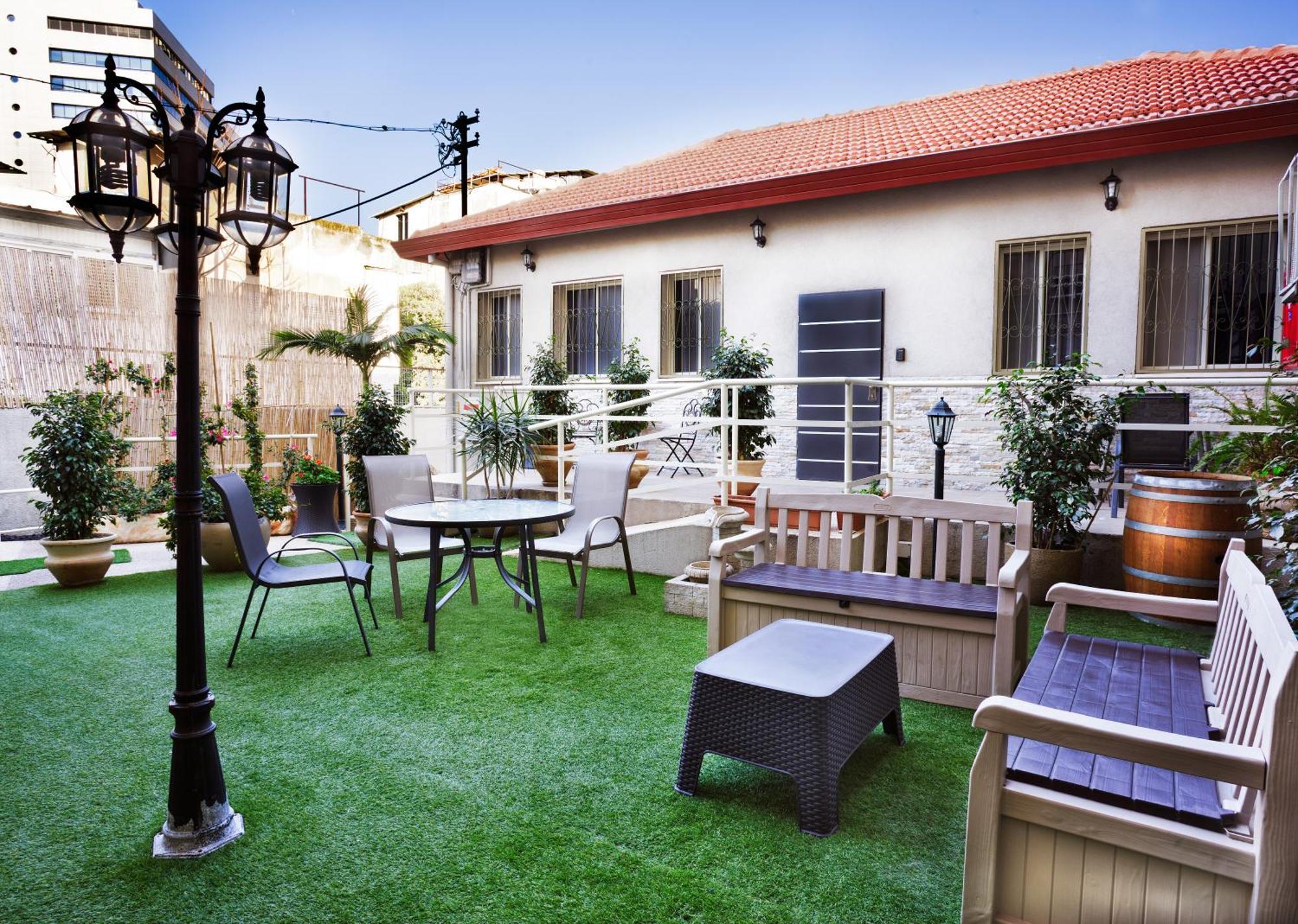 Zimmer Garden Haifa Exteriör bild